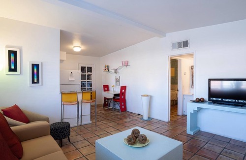 Warm Sands Apartment | 1-Bedroom with Private Tiki Patio