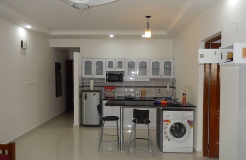 Arpora Apartment | 1 BHK Apt on Calangute - Baga - Anjuna Rd. Arpora, Goa, India (Sleeps 4)