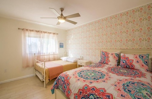 Admiral Estates Condo | 1 Block to Beach, Cape Roc Condo with Pool