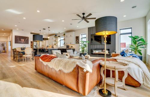 Lake City Apartment | 1 Block to Lake City Marina Condo with Rooftop Deck