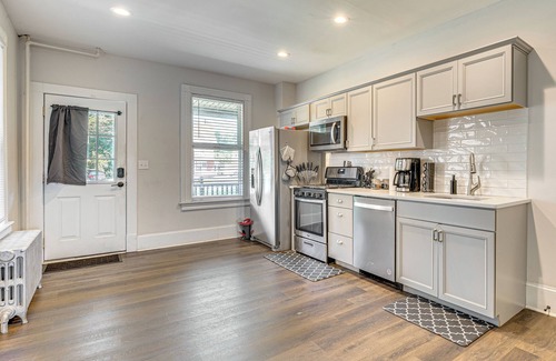 Stroudsburg House | 1 Block to Main Street: Dtwn Stroudsburg Townhome!
