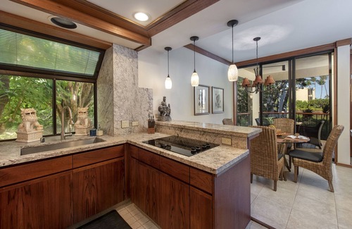 Kamuela Condo | 1 BR/2 BA Oceanfront Mauna Lani Terrace Condo