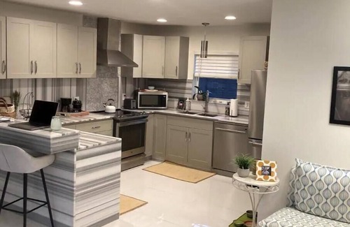 Boca Raton House | 1 BR/2 BA Quiet Single Family Home-Oasis w/pool