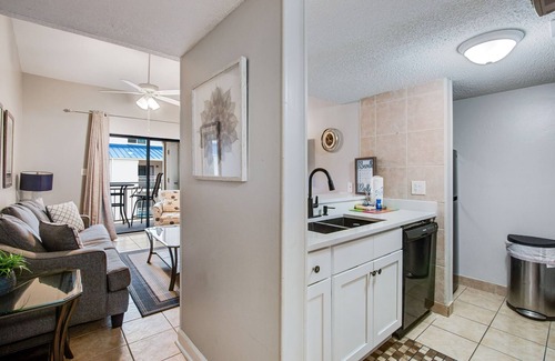 Orange Beach Condo | 1 BR 2 BA Side View Condo, Vacation On A Budget, SB354