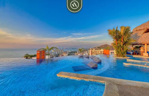 Romantic Zone Apartment | 1 BR Condo - Amazing Sunsets Froom the Roof - Pool