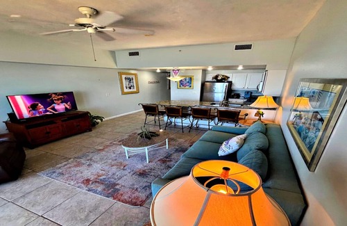 Brush - Stewarts Condo | 1 BR Condo Direct Oceanfront Wyndham Ocean Walk - Daytona Funland