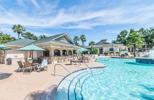 Hilton Head Island Condo | 1-Br condo with all the comforts of home in a beautiful resort setting