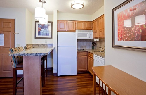 Eagan Condo | 1 BR Suite 5 Mns to Mall of America + Free Wi-Fi!
