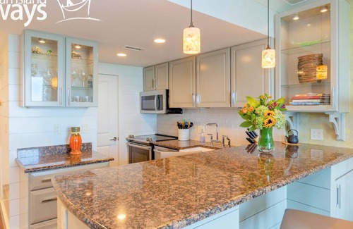 West Beach Village Villa | 1 BR Sweeping Ocean Views! Love Kiawah? Love your Accommodations too!