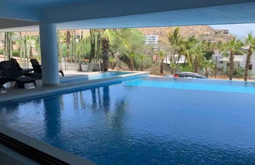 Pedregal Apartment | 1 BR Walk to Marina & Downtown