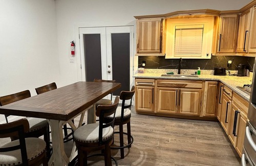 Midland House | #1 Charming 5BR 1BA Home in Midland – Comfort, Convenience & Great Location!