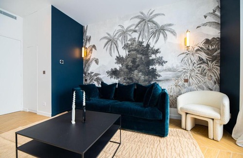 15th Arrondissement Apartment | 1 Cozy 1BR Exhibition Centre Porte de Versailles