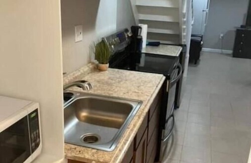 Petworth Apartment | 1 Delightful NW DC Studio Apt with Private Parking