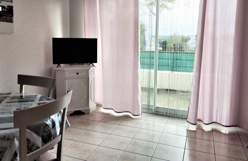 Ploermel Apartment | 1 floor balcony, 5 minutes from the inter market and the city center