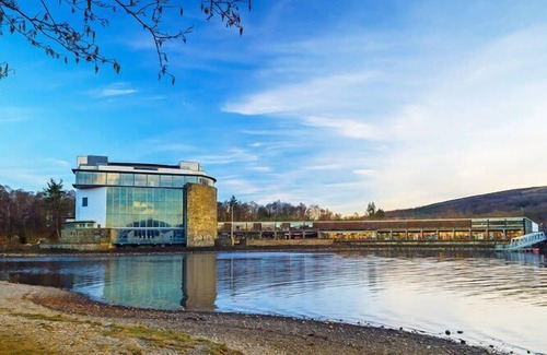 Alexandria Apartment | 1 Bed Cosy Loch Lomond base