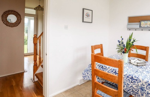 Llandudno Junction Cottage | 1 GLAS COED, pet friendly, with open fire in Llandudno Junction