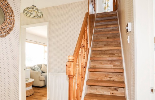 Llandudno Junction Cottage | 1 GLAS COED, pet friendly, with open fire in Llandudno Junction
