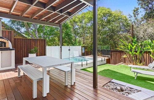 Sunshine Beach Apartment | 1 Horizon Terraces - Beautifully Styled Duplex - Exclusive Use Pool and Pizza Oven - Close to Beach