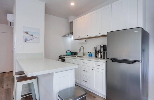 Mission Beach Condo | 1 HOUSE TO OCEAN * NEW REMODEL * TOP LEVEL * A/C