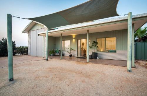Exmouth House | 1 Kestrel Place - Jetty
