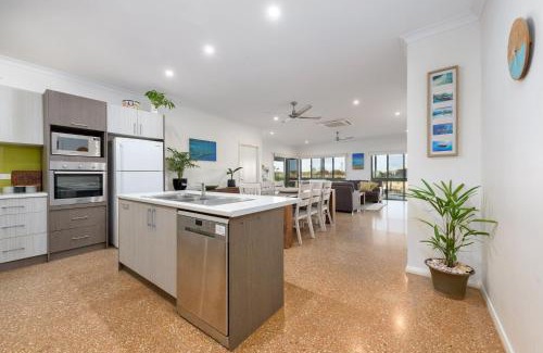 Exmouth House | 1 Kestrel Place - Jetty