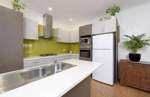 Exmouth House | 1 Kestrel Place - Jetty