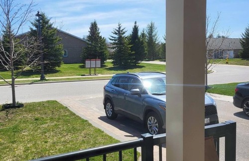 Wasaga Beach House | 1 km to Beach 1! WASAGA BEACH