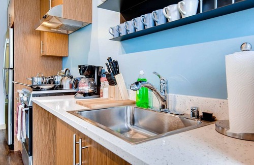 Belltown Apartment | 1 Location 2BR Across From Space Needle -vr1