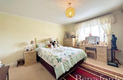 Dagenham Apartment | 1 Luxury & Stylish Studio Flat