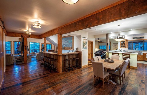 Incline Village House | < 1 Mi to Beach: Expansive Tahoe Escape w/Hot Tub