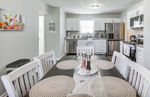 Hampton House | 1 Mi to Beach: Home w/Patio & Grill in Hampton!