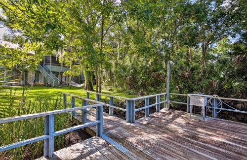 Crystal River House | 1 Mi to Boat Launch Crystal River Home with Dock