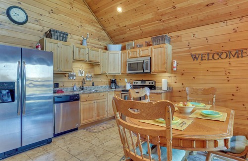 Van Buren Cottage | 1 Mi to Current River: Sunset-view Van Buren Cabin