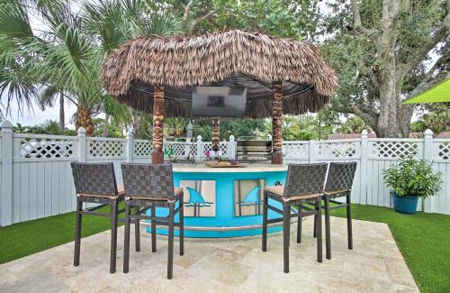 Deerfield Beach House | 1 Mi to Deerfield Beach Home with Outdoor Oasis!