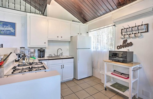 Crestline Cabin | 1 Mi to Lake Gregory: Mtn-View Cabin w/Deck
