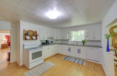 Laurium Cottage | 1 Mi to Lake Superior: Cottage w/Sauna & Rec Room