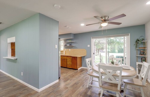 Morgan Cottage | 1 Mi to Lake Whitney: Morgan Home w/ Deck!