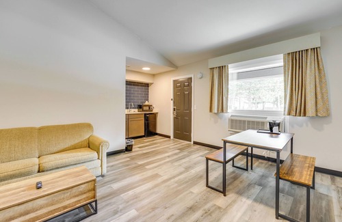 Port Huron Apartment | 1 Mi to Riverfront: Sleek Port Huron Studio