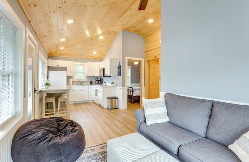 Lake George Cottage | 1 Mi to Village: Waterfront Oasis in Lake George!