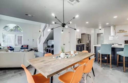 North Scottsdale House | 1 Mile from WMO & TPC | Remodel | Pool | Gated | BBQ