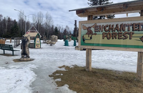 Kenai Apartment | 1 MILE TO BEACH ACCESS, MOUTH OF KENAI RIVER!