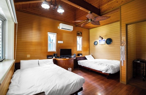 Miyara Apartment | 1 minute to the beach Outdoor pool free car rent /Ishigaki Okinawa
