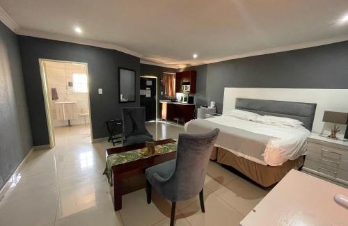 Thulamela Cabin | 1 OAK Resort