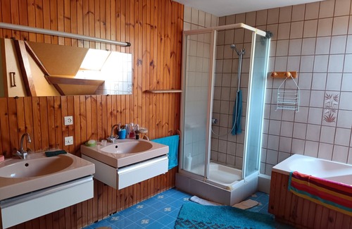 Fruges House | 1-person bed, large desk