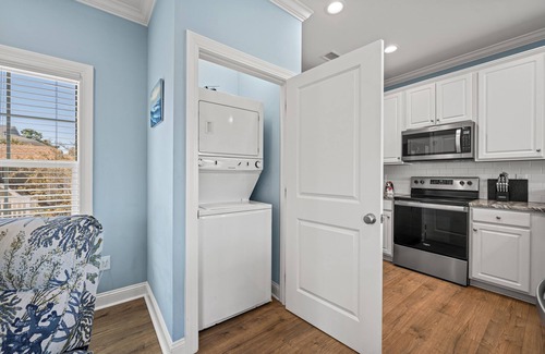 Crescent Beach House | 1 Precious Memory - 4 Bed/3 Bath - Private Pool