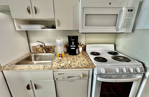 Ocean Drive Condo | #1 rated hotel in North Myrtle Beach 1 Bedroom Pools restaurant bars private beach 0613