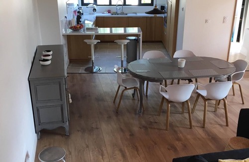 Olivet Cottage | 1 rental, 100 m², 5 people, 2 bedrooms, 1 Jacuzzi, wi-fi