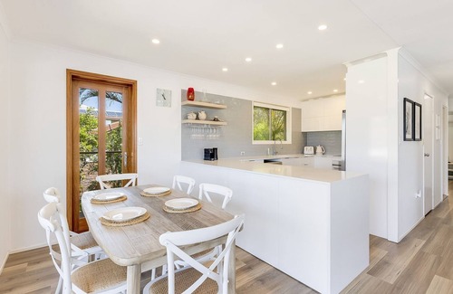 Battery Hill House | 1 Rowell Street Battery Hill QLD