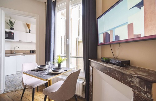 Centre Erlon Apartment | 1 studio apartment for 2 people