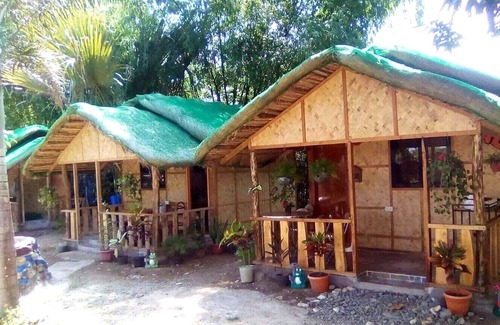 Lucap RV Rental | #1 Traditional Filipino Kubo Hut near 100 Islands Wharf
